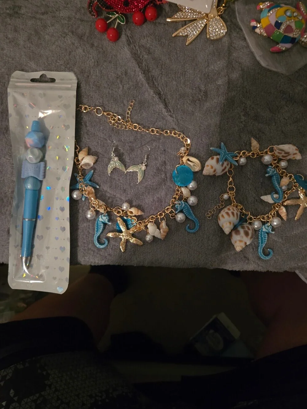 NWOT Coastal Mermaid Jewelry Gift Set Necklace Bracelet Earrings Blue Pen